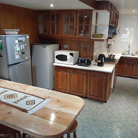 Hostal Victor プコン エクステリア 写真