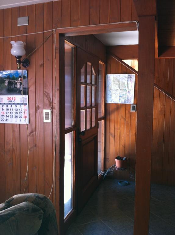 Hostal Victor プコン エクステリア 写真