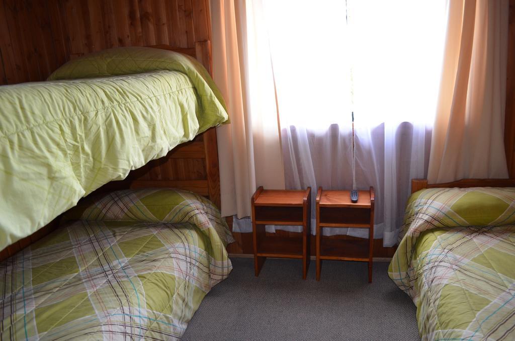 Hostal Victor プコン 部屋 写真