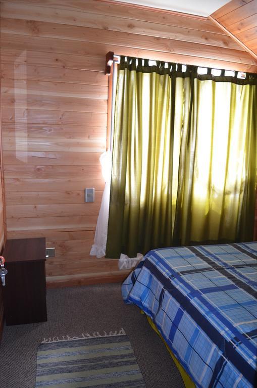 Hostal Victor プコン 部屋 写真